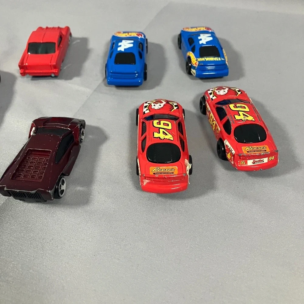 Hot Wheels here sale